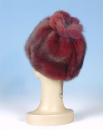 женская шапочка из норки красного цвета, меховые головные уборы