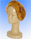 женская светло коричневая шапка,модель с высокой передней частью (головной убор из меха норки)
